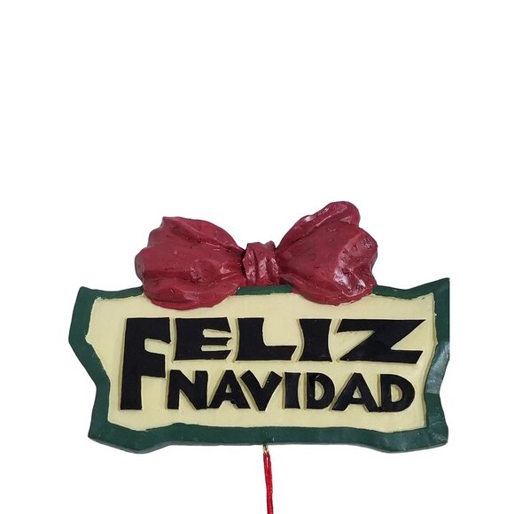 Vintage House of Lloyd Christmas Around The World Feliz Navidad Pepper Decor - Picture 5 of 9